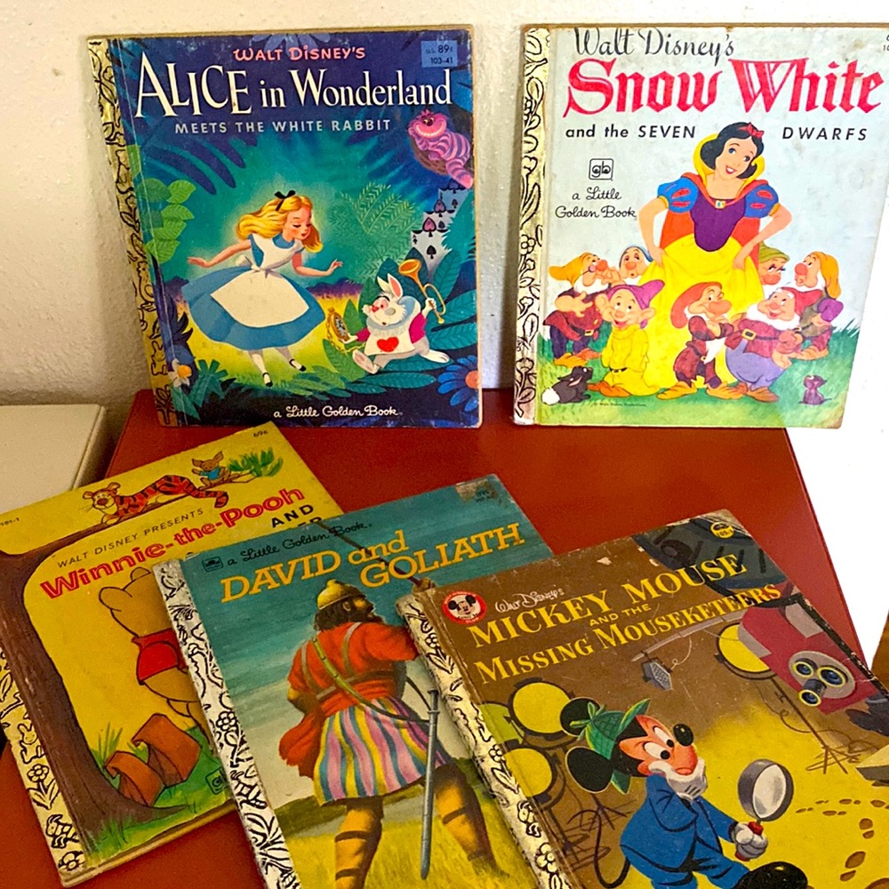 Lot of “ A little golden book “ books x5 beautiful vintage books